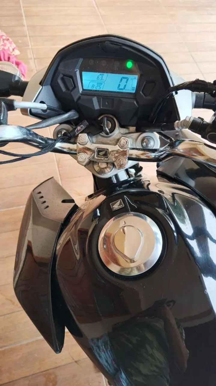 Cg Titan 150 ESD 2014 - Foto 5
