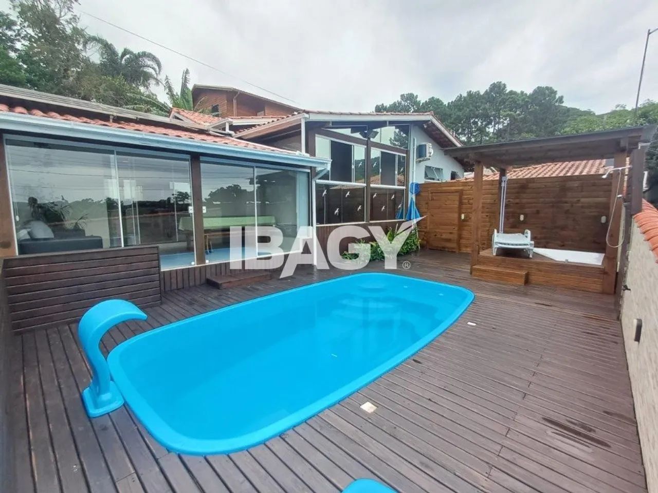 Excelente Casa 2 dormitório(s) em Ratones - Florianópolis