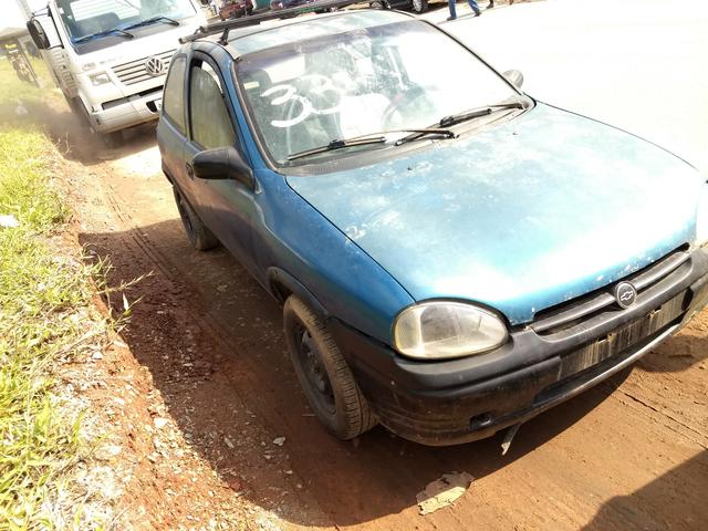 Corsa GL 1.0 efi 94/95/96 Baixado Detran Sucata em peças - Foto 17