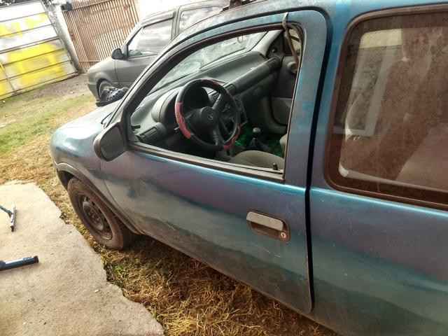 Corsa GL 1.0 efi 94/95/96 Baixado Detran Sucata em peças - Foto 14