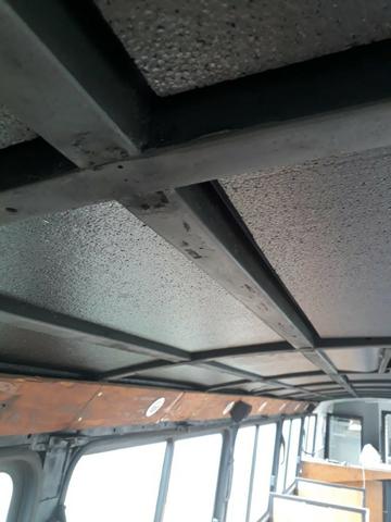 Vendo ou troco Ônibus Food Truk - Foto 12