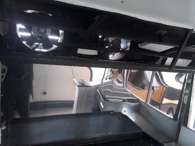 Vendo ou troco Ônibus Food Truk - Foto 9
