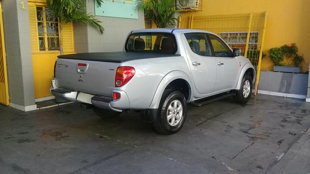 Mitsubishi L200 Triton 2014 - Foto 12