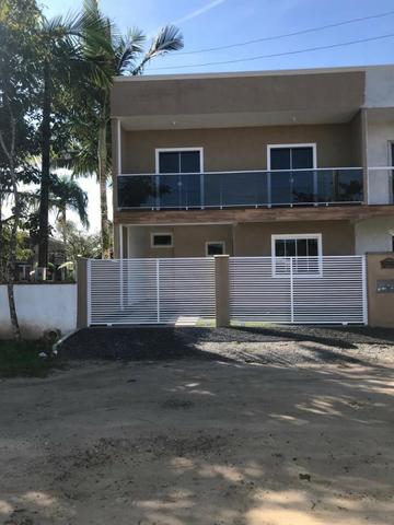 Excelente sobrado no Balneário Pérola do Atlântico - Itapoá/SC