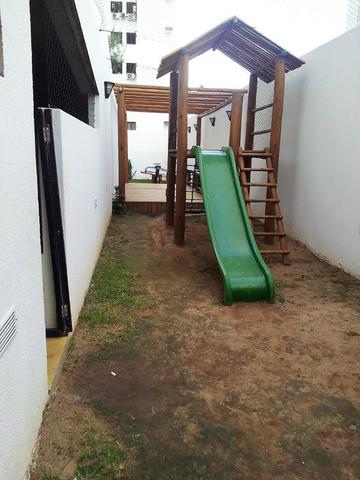 Vendo apartamento com três quartos com dependência no Stiep - Foto 19