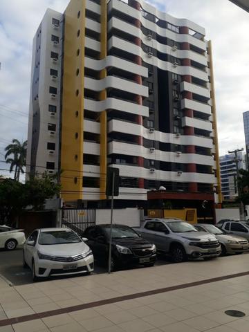 Apartamento Edifício Pietá - 8º Andar - Jatiúca - Maceió-AL