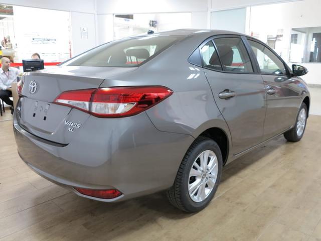 TOYOTA YARIS SEDAN XL PLUS AT 19/20 - Foto 4