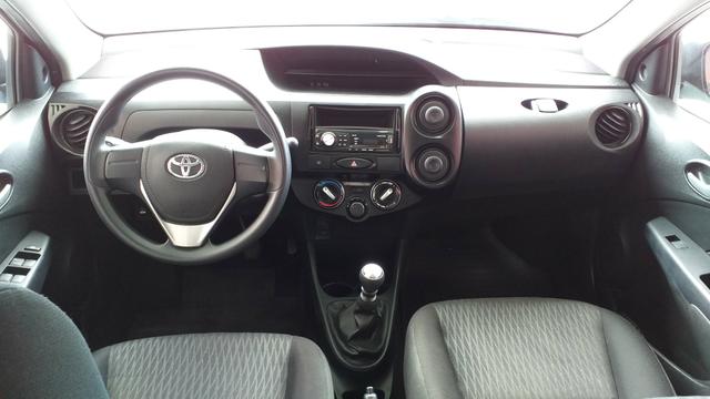 Etios Sedan X 1.5 - Foto 7