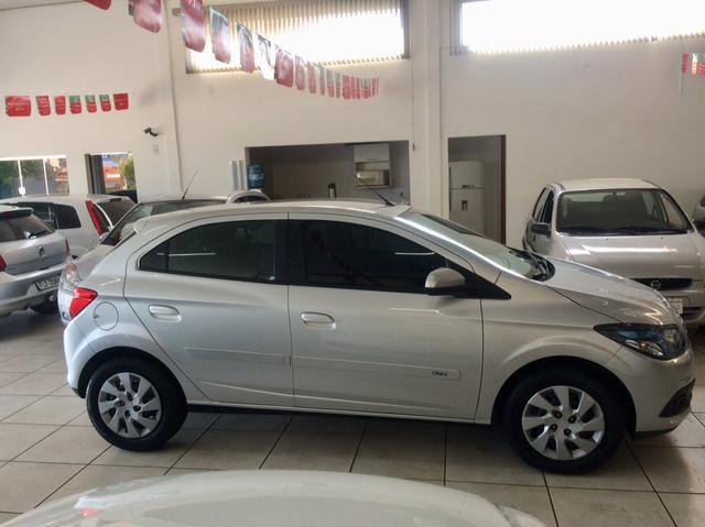 Onix LT 1.4 2014 Completo - Foto 4