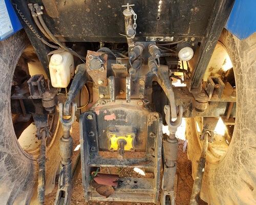 Trator TL75 New Holland - 11/11 - Foto 5
