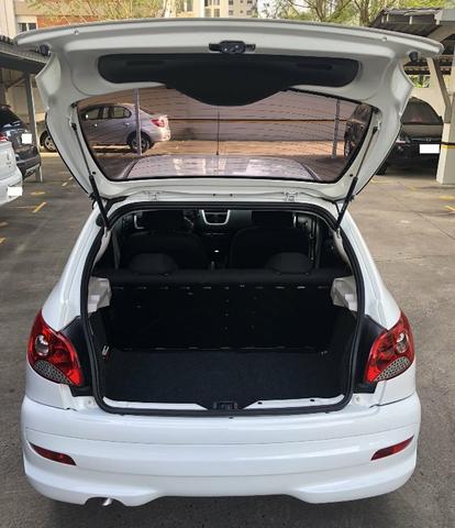 Peugeot 207 Active 1.4 Hatch 2014 - Foto 8