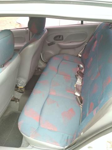 Renault Clio 2003 com ar - Foto 4