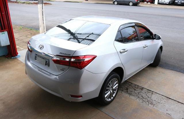 Toyota Corolla Xei 2017 - Foto 10