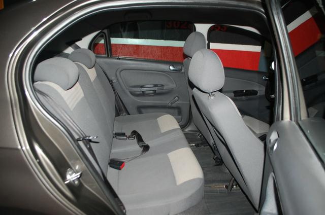 Voyage 1.0 G5 2010! Direção Hidráulica! R$ 22.500,00! - Foto 8