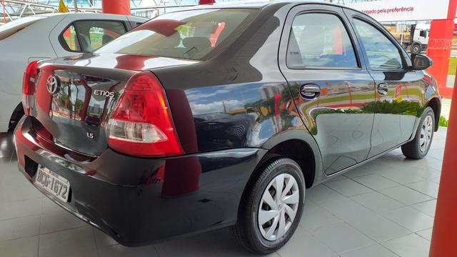 Etios Sedan X 1.5 - Foto 4