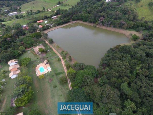 Chácara de 16 alqueires com chales maravilhosa