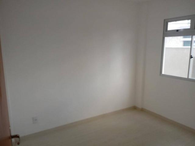 Apartamento área privativa com 2 dormitórios para alugar, 55 m² por R$ 900/mês - Santa Hel - Foto 5