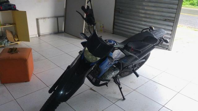 Vendo moto Xtz anos 2009 moto leiao