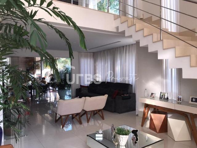Sobrado 3 suítes, com 363,52 m², no Jardins Lisboa, Goiânia/GO