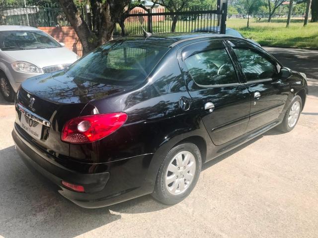 Peugeot 207 Sedan PASSION XR 1.4 4P - Foto 3