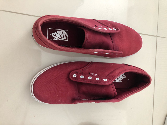 tenis vans vermelho vinho