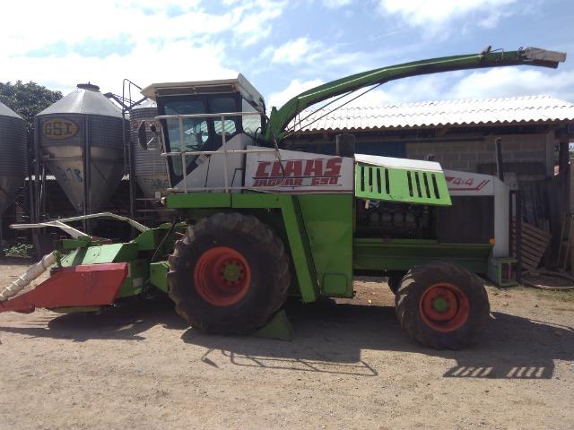 Forrageira Claas