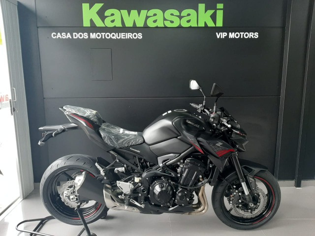 Kawasaki Z 900 Preta 2021
