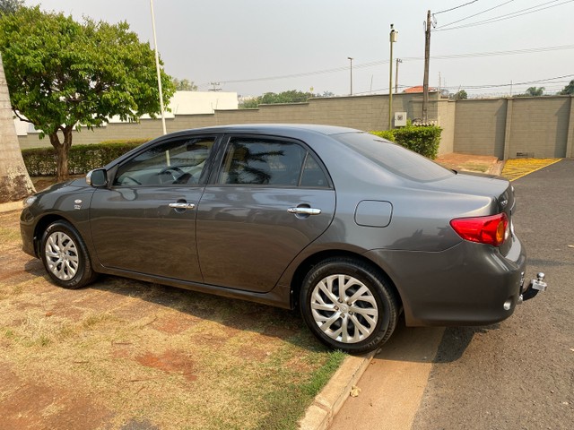 COROLLA 1.8 AUTOMÁTICO FLEX