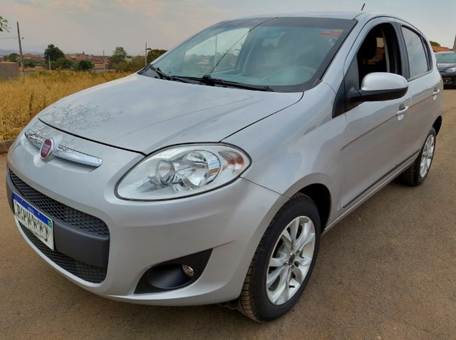 PALIO ATTRACTIVE 1.4 2015 NOVÍSSIMO