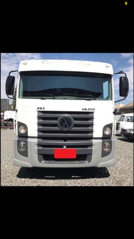 2010 VOLKSWAGEN VW 24-250