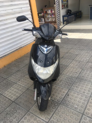 BURGMAN 125 CC LEAD E PCX