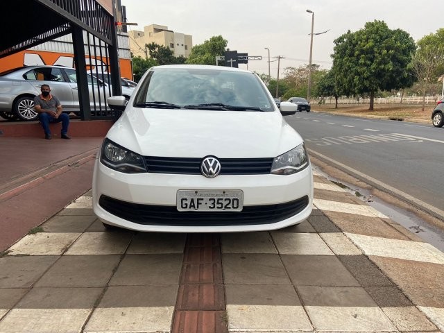 VOLKSWAGEN VOYAGE 2016 1.0 MI TRENDLINE 8V FLEX 4P MANUAL