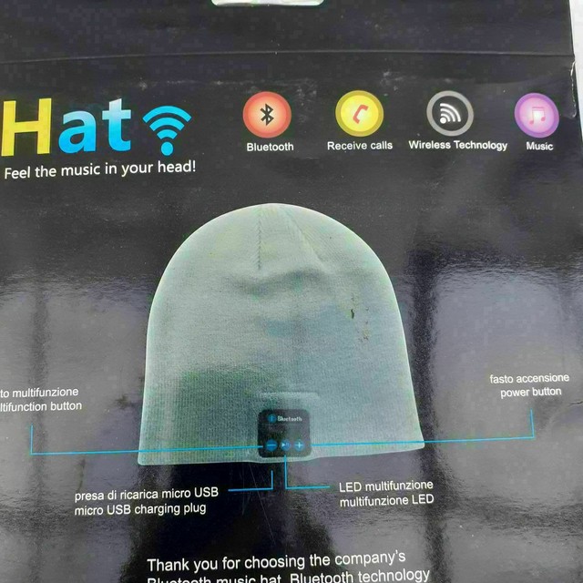 Touca com Bluetooth.  Na cor bordô.  Nova. - Foto 2