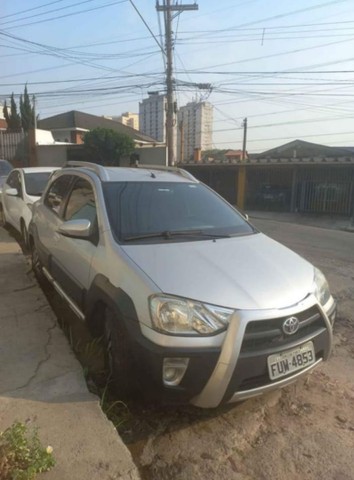 TOYOTA ETIOS CROSS