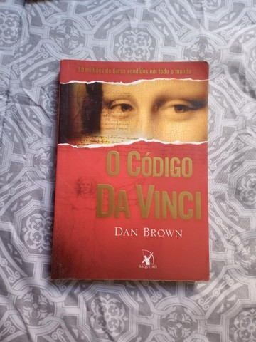 O Código da Vinci Dan Brown. Editora Arqueiro, 423 páginas. usado.