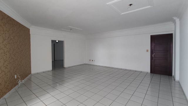Apartamento para aluguel com 400 metros quadrados com 5 quartos em Barro Vermelho - Natal  - Foto 16