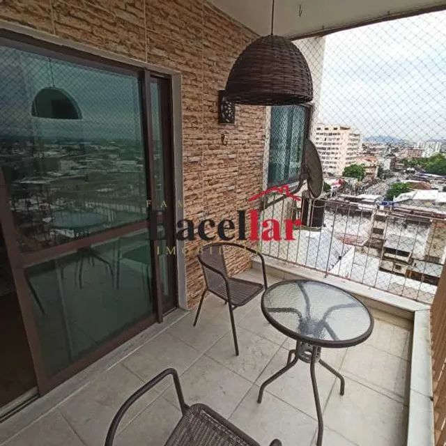 Apartamento - / Residencial / Maracanã