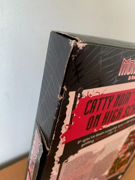 Catty Noir Doll - Boneca MONSTER HIGH 13 Wishes - 'Com Caixa Avariada' - Foto 5