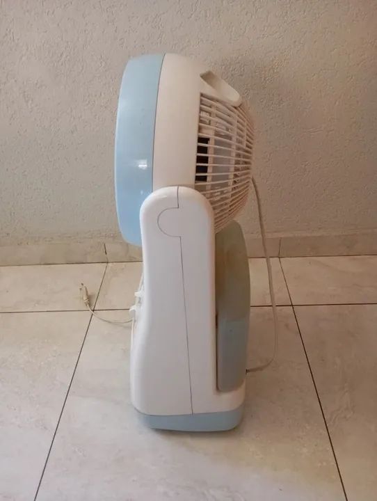 Ventilador e umidificador de ar Elgin.