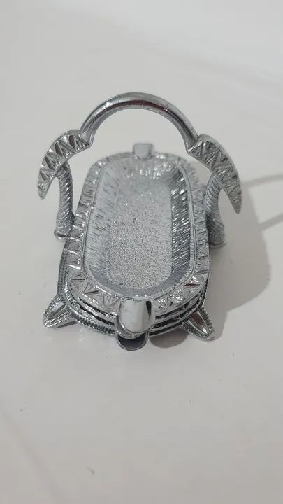 Lindo Cinzeiro de metal  anos 70 leia descrição  - Foto 4