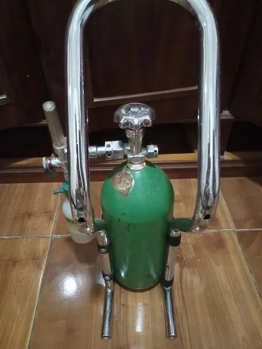 Vendo aparelho completo.