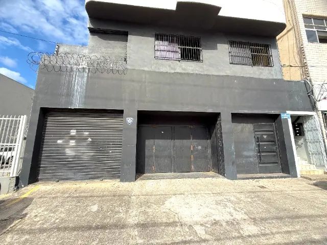 Alugo Loja Comercial em Avenida com 590m² e 4 Vagas Exclusivas - R$ 16.800,00