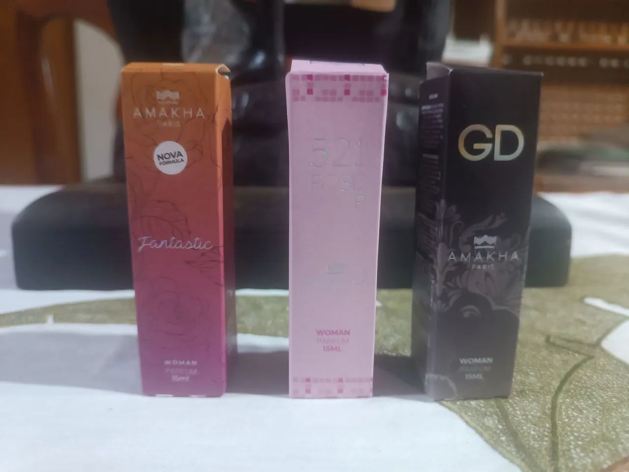 Perfumes Amanhã Paris Femininos 15ml  - Foto 6