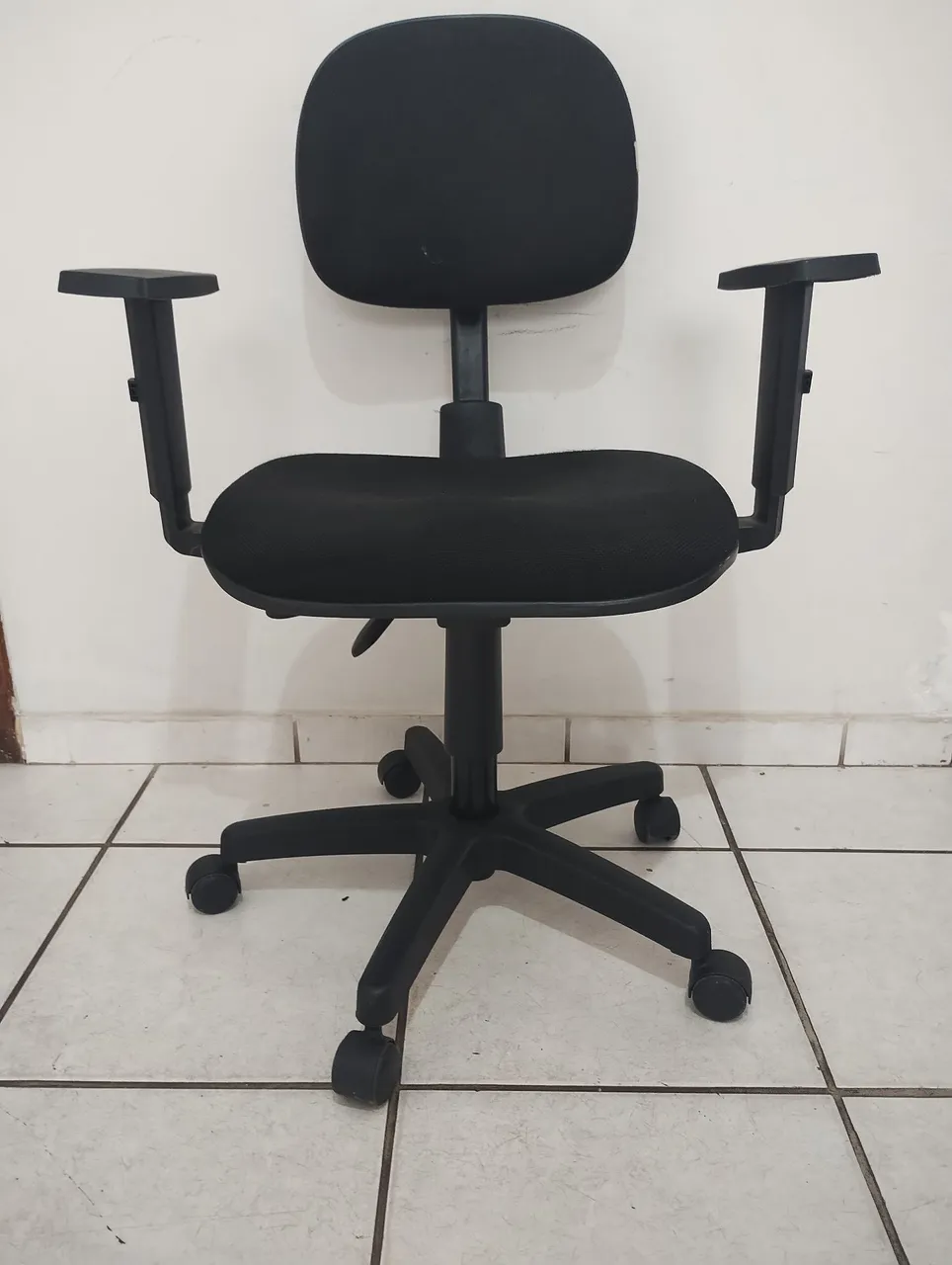 Cadeira de Escritório Giratória com Rodinhas