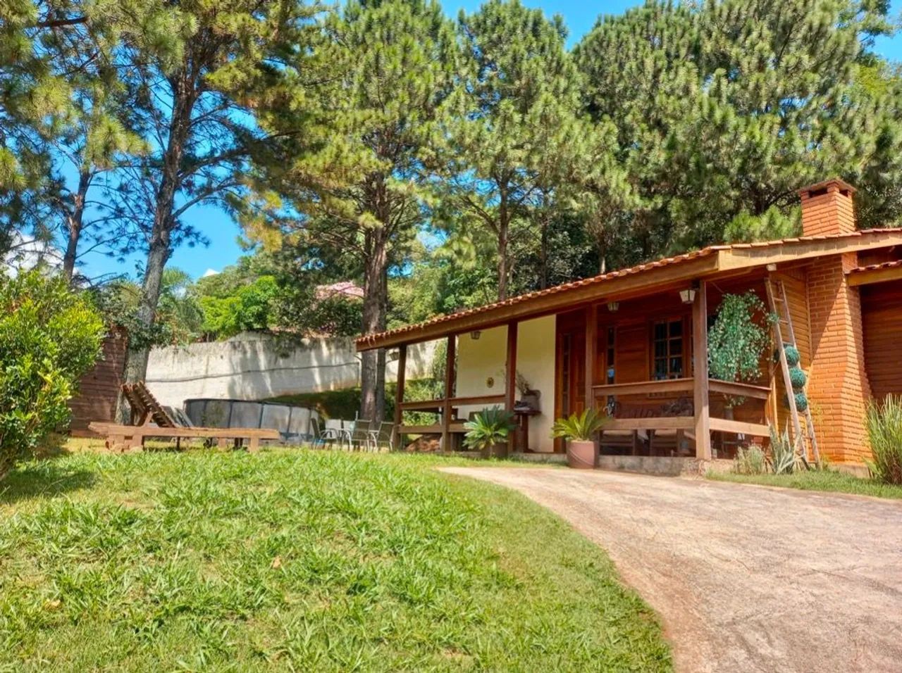 CASA TÉRREA! BAIXOU O VALOR PARA VENDER!