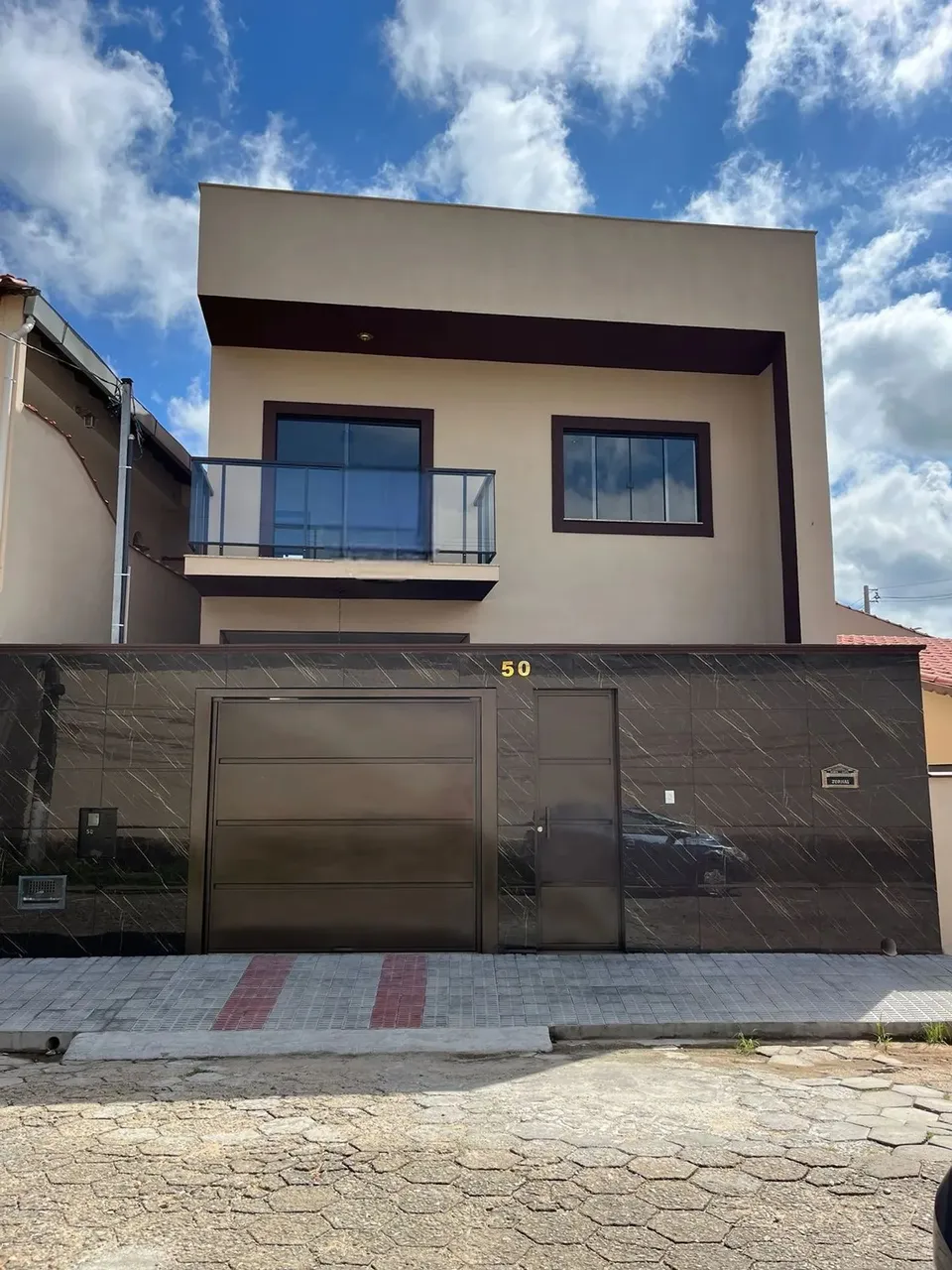 Lindo sobrado para venda em São Lourenço - MG.