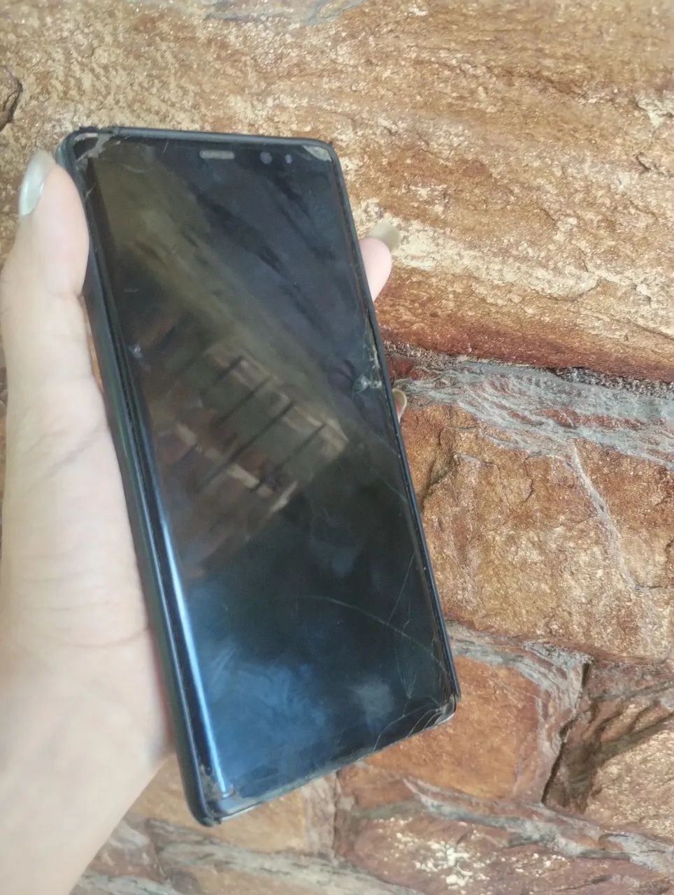 VENDO GALAXY NOTE 8 COM DEFEITO NO DISPLAY - PARA RETIRADA DE PEÇAS OU REPARO