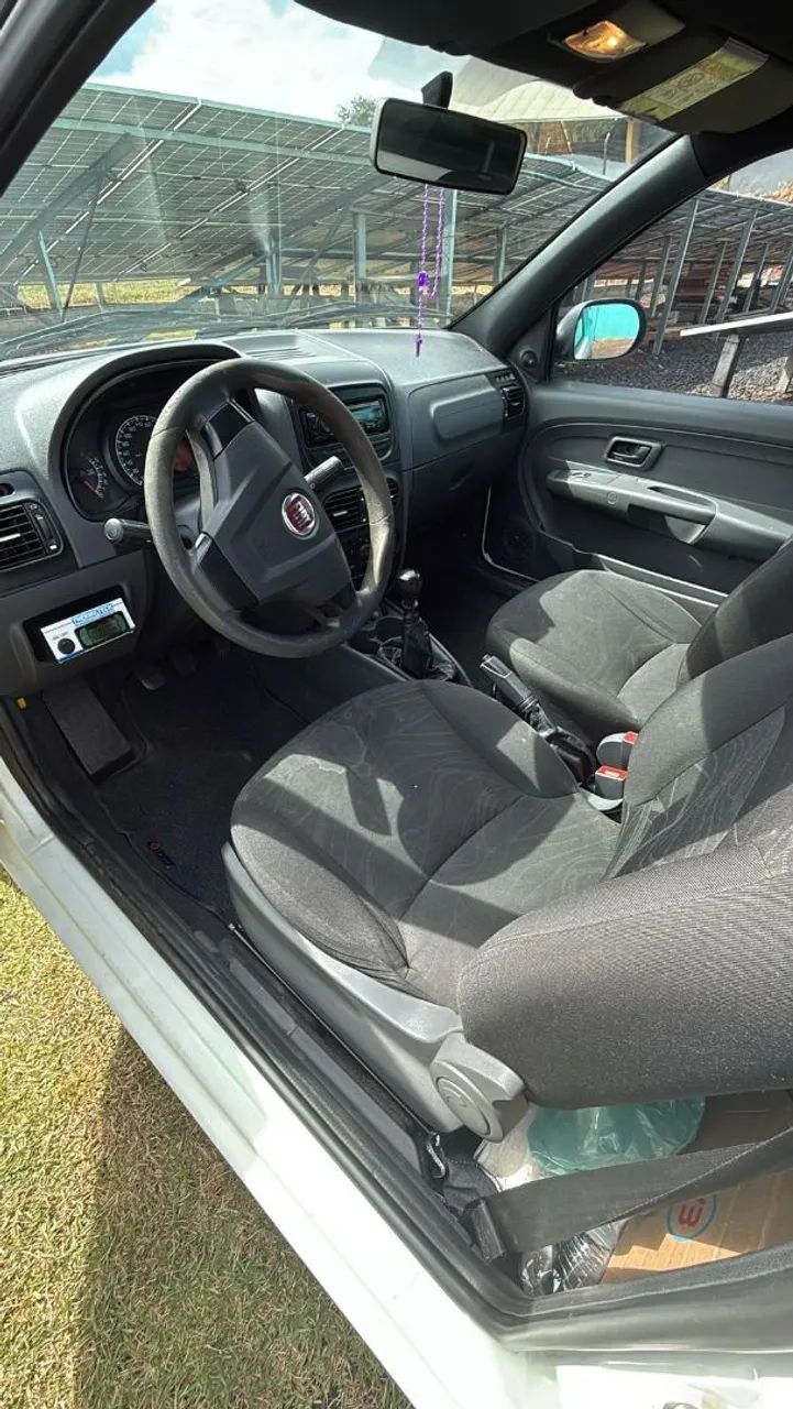 Fiat Strada com baú thermotec -20? para sorvetes e açai - Foto 2