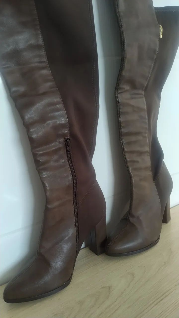 Bota cano alto marrom  - Foto 2
