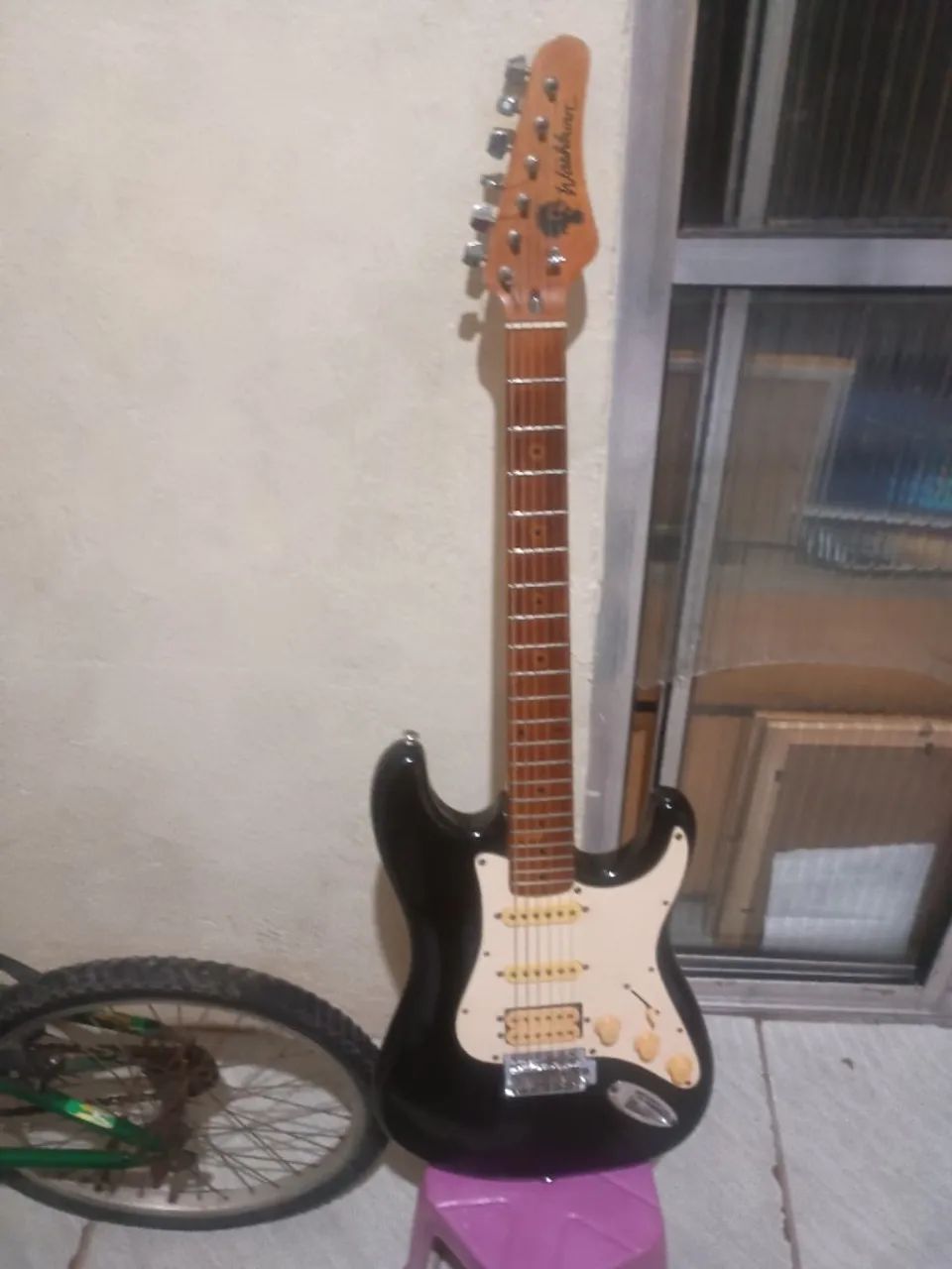 Guitarra Washburn Lyon  - Foto 4